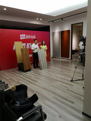 用心服務(wù) 鉅惠不止|康輝地板全國(guó)聯(lián)動(dòng)工廠搶購(gòu)會(huì)圓滿結(jié)束!